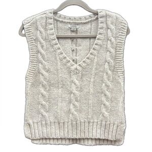 American Eagle sweater vest